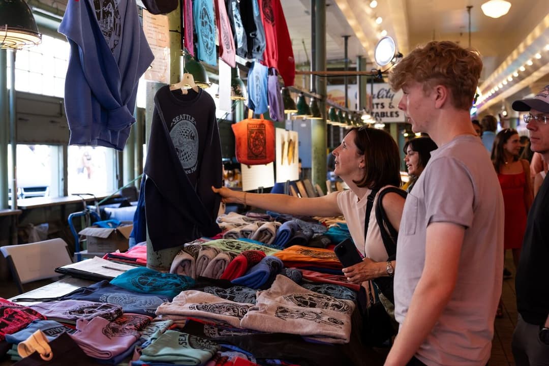 US Inflation Accelerates, Though Core Gauge Comes in Softer - Bloomberg.com