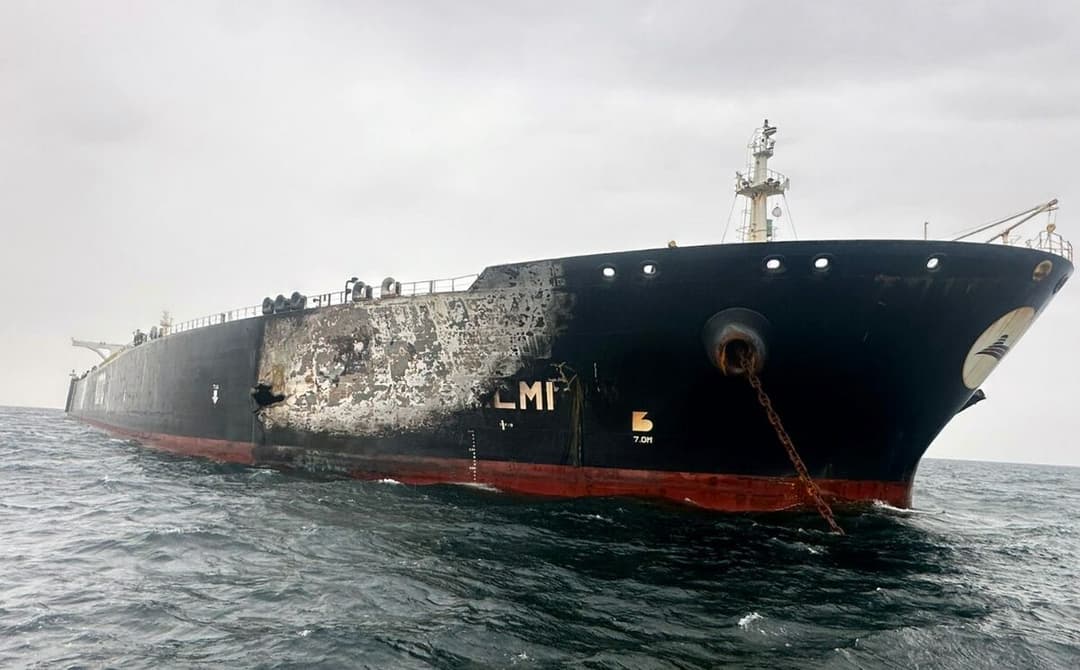 Iran Attacks Oil Tanker After Trump Wavers on War Escalation - Bloomberg.com