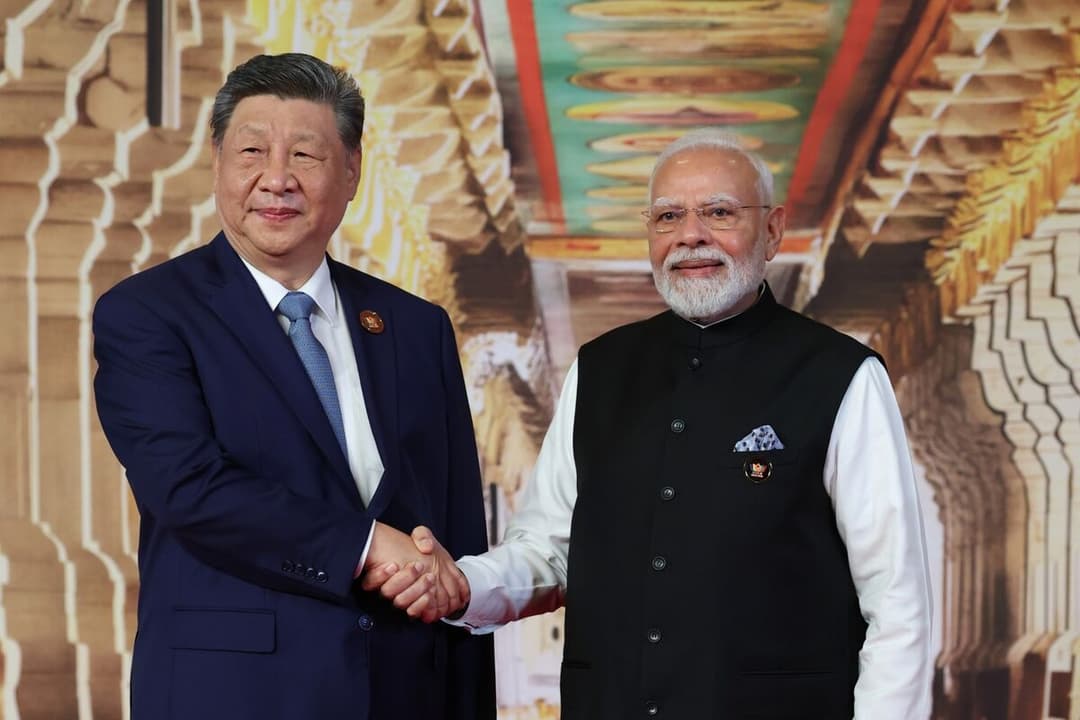Xi-Modi Thaw at BRICS Masks Deep Divisions Between Asian Rivals - Bloomberg.com