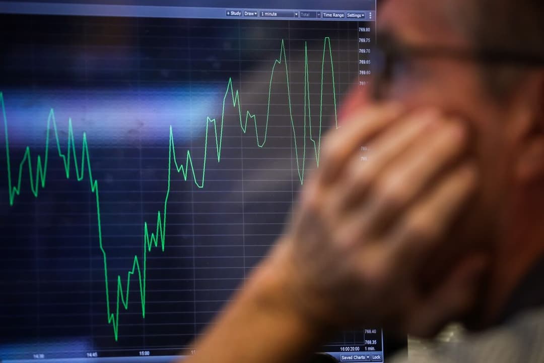 US Equity Futures Climb as Crude Oil Price Dips: Markets Wrap - Bloomberg.com