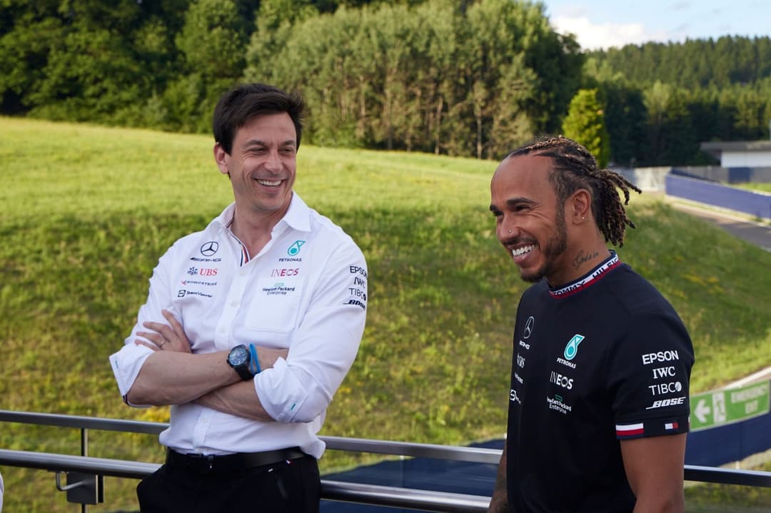 Toto Wolff's 'Lewis Hamilton's still our driver' comment melts F1 fans after Mercedes 1-2 in China - Motorsport.com
