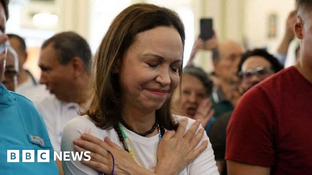 Opposition leader María Machado returns to Venezuela - BBC