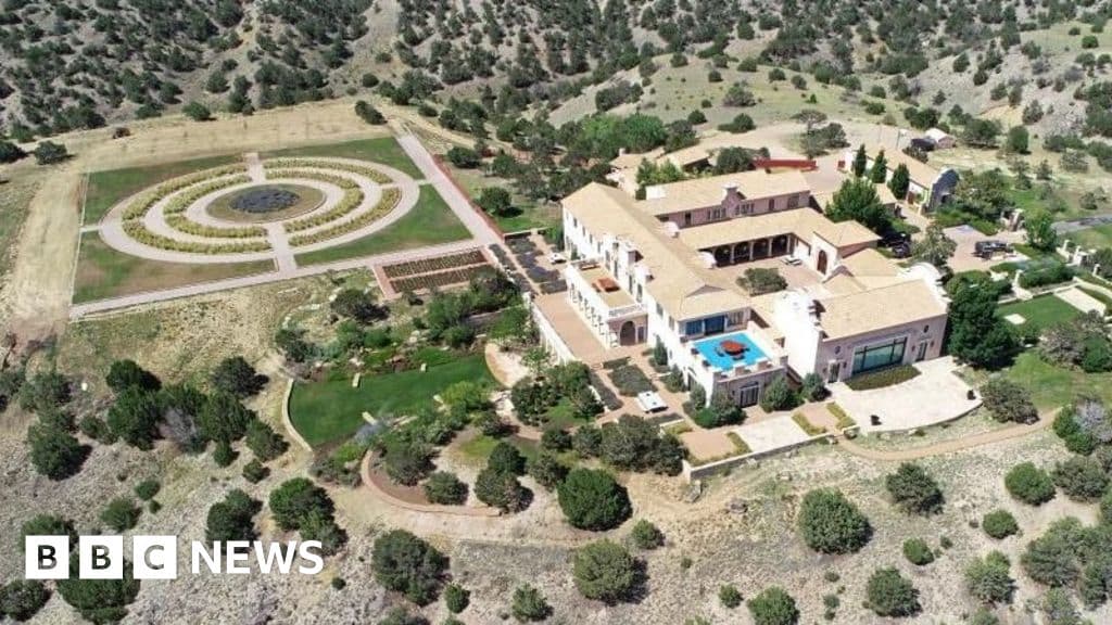 New Mexico sues Epstein lawyer and accountant, accusing them of hiding his sex crimes - BBC