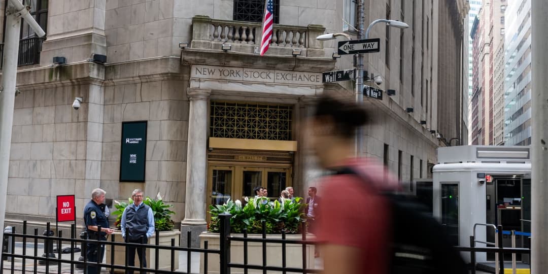 SpaceX, Sandisk, and More Stocks That Explain Today's Market - Barron's