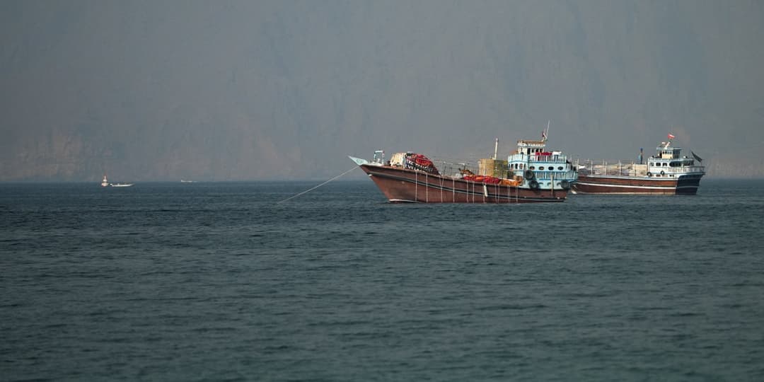 Mideast Fighting Widens With Attacks on Bahrain, Hormuz Tanker - WSJ