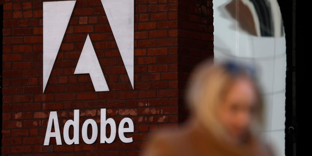 Adobe CEO to Depart After 18 Years Amid AI Disruptions - WSJ