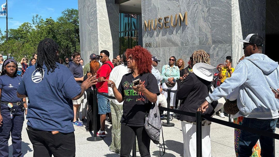Obama Center visitors say project symbolic of 'Black excellence,' claim scandal-free legacy while Trump ripped - Fox News