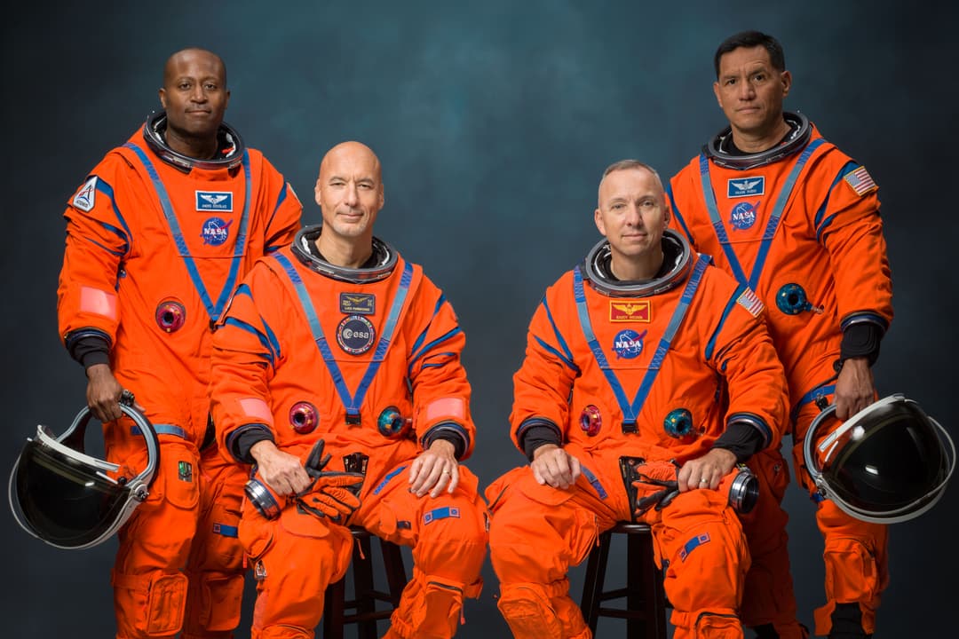 NASA Marches Toward Artemis III Mission in 2027, Names Crew Members - NASA (.gov)