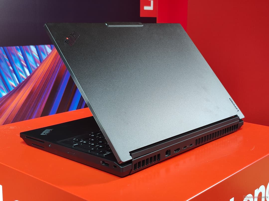 GaN chargers accross the board and modular, repairable USB-C: Hands on with the new Lenovo ThinkPad P1 Gen 8 and P16 Gen 3 - Notebookcheck